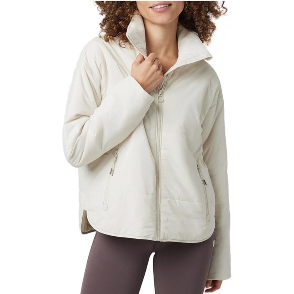 Vuori Women's Canyon Insulated Cream Puffer Jacket